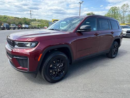 Velvet Red Pearlcoat 2026 Jeep Grand Cherokee L Laredo