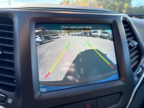 2020 Jeep Cherokee Trailhawk