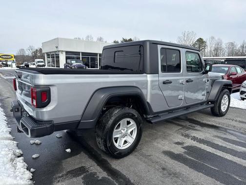 2020 Jeep Gladiator Sport S