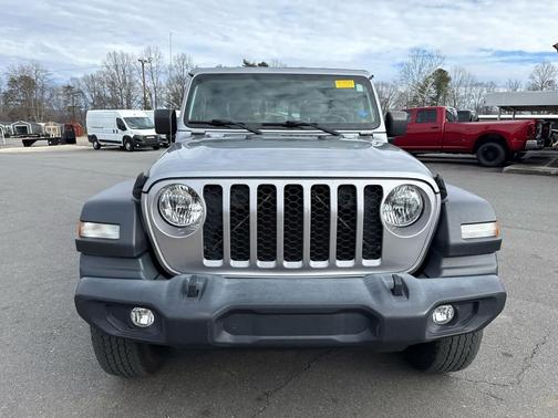 2020 Jeep Gladiator Sport S