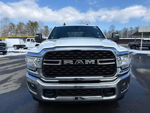 2024 RAM 2500 Big Horn 4x4 Crew Cab 64 Box