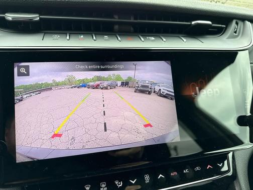 Diamond Black Crystal Pearlcoat 2026 Jeep Grand Cherokee L Laredo