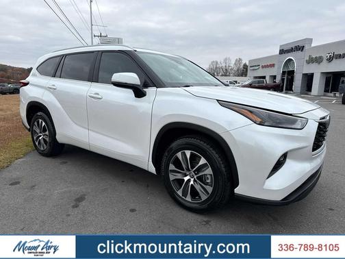 2023 Toyota Highlander XLE