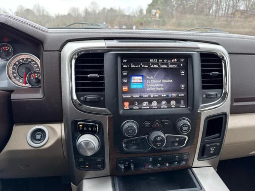 2017 RAM 1500 Laramie