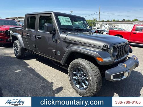 Granite Crystal Metallic Clearcoat 2026 Jeep Gladiator 85th Anniversary Edition 4x4