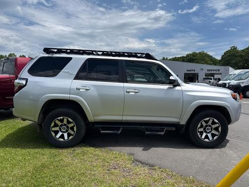 Classic Silver Metallic 2021 Toyota 4Runner TRD Off Road