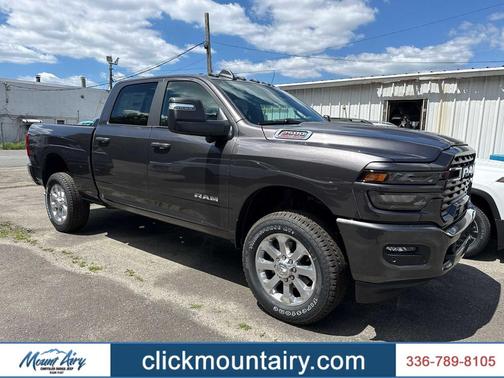 Granite Crystal Metallic Clearcoat 2026 RAM 2500 Big Horn 4x4 Crew Cab 64 Box