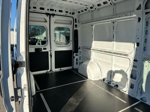 2025 RAM ProMaster 2500 Tradesman