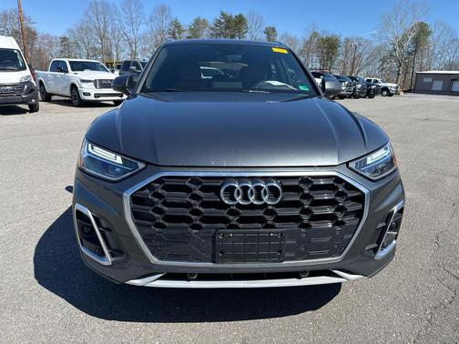 2022 Audi Q5 45 S line Premium