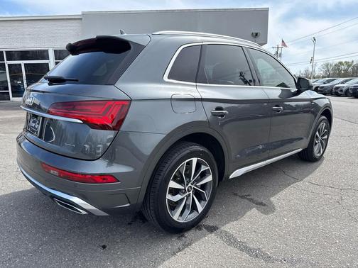 2022 Audi Q5 45 S line Premium