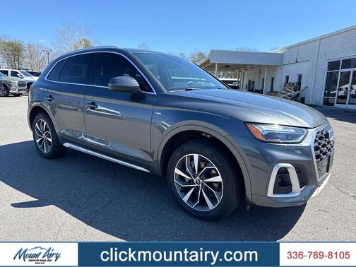 2022 Audi Q5 45 S line Premium