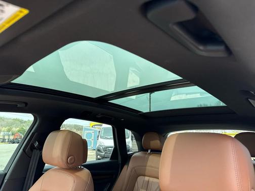 2022 Audi Q5 45 S line Premium