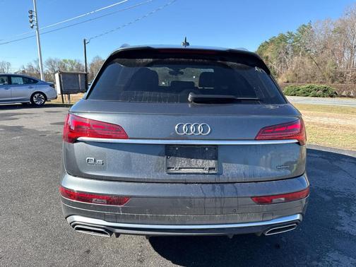 2022 Audi Q5 45 S line Premium
