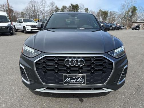 2022 Audi Q5 45 S line Premium