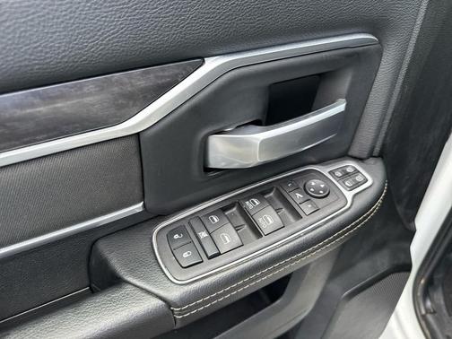 2024 RAM 3500 Big Horn 4x4 Crew Cab 8 Box