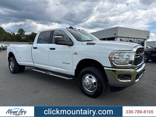 2024 RAM 3500 Big Horn 4x4 Crew Cab 8 Box