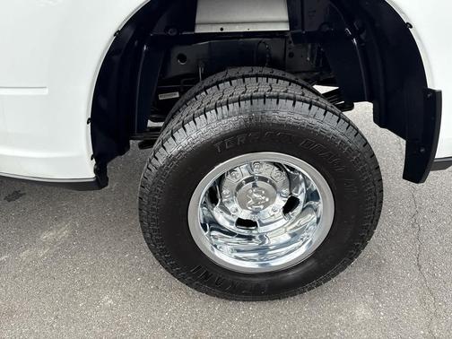 2024 RAM 3500 Big Horn 4x4 Crew Cab 8 Box