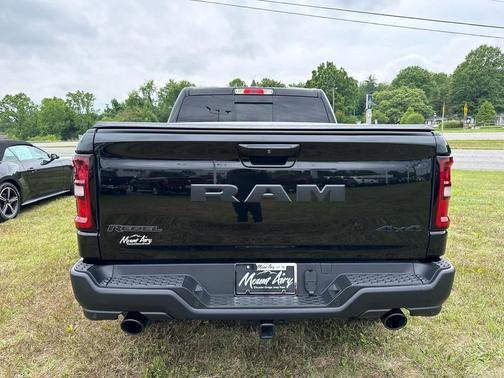Diamond Black Crystal Pearlcoat 2025 RAM 1500 Rebel