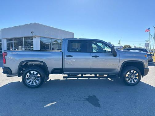 2025 Chevrolet Silverado 2500 Custom