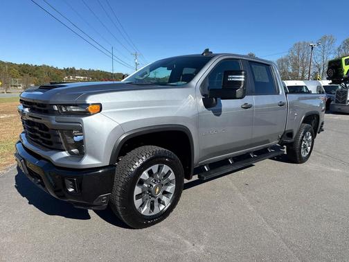 2025 Chevrolet Silverado 2500 Custom
