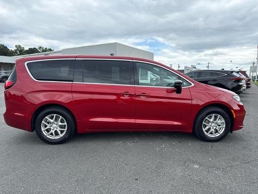 2026 Chrysler Pacifica L