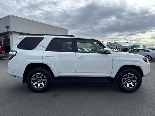 2024 Toyota 4Runner TRD Off Road Premium