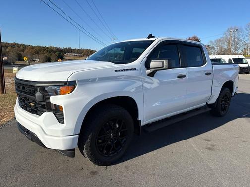 2024 Chevrolet Silverado 1500 Custom