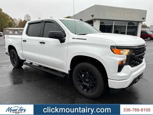 2024 Chevrolet Silverado 1500 Custom