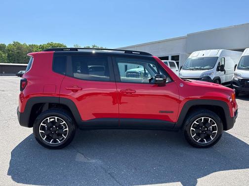 Colorado Red Clearcoat 2023 Jeep Renegade Trailhawk