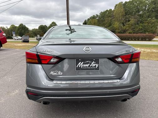 2020 Nissan Altima 2.5 SR