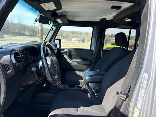 2018 Jeep Wrangler JK Unlimited Sport