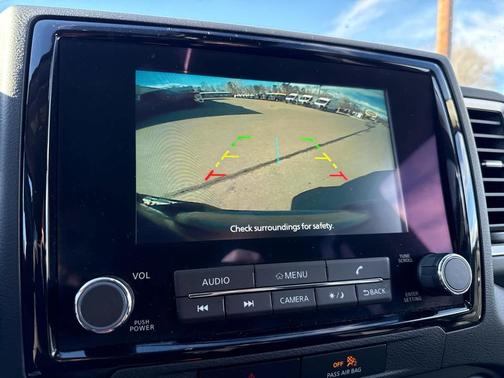 2023 Nissan Frontier SV