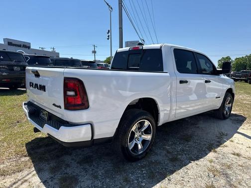 Bright White Clearcoat 2025 RAM 1500 Tradesman