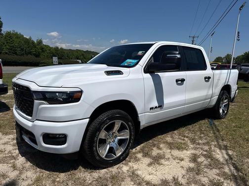 Bright White Clearcoat 2025 RAM 1500 Tradesman