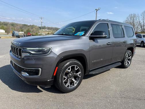 Baltic Gray Metallic Clearcoat 2023 Jeep Wagoneer Series III