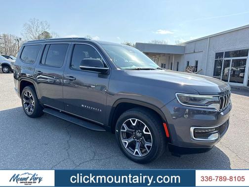 Baltic Gray Metallic Clearcoat 2023 Jeep Wagoneer Series III