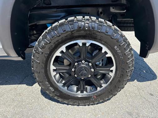 Ceramic Gray Clearcoat 2026 RAM 2500 Warlock 4x4 Crew Cab 64 Box
