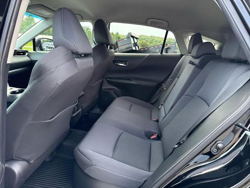 2023 Toyota Venza LE
