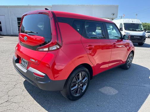 Inferno Red 2021 Kia Soul S