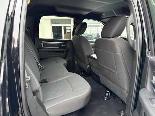 2024 RAM 1500 Classic Warlock 4x4 Crew Cab 57 Box