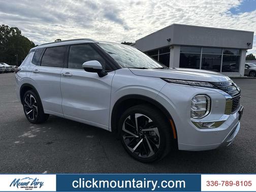 2024 Mitsubishi Outlander SEL