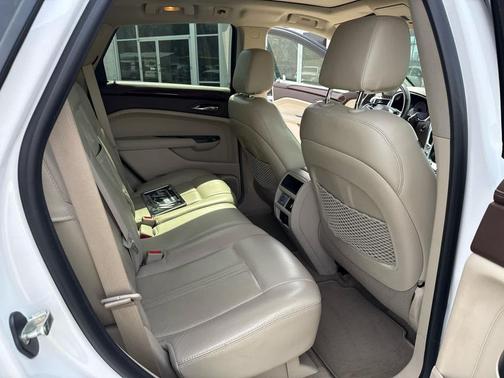 Platinum Ice Tricoat 2014 Cadillac SRX Luxury Collection