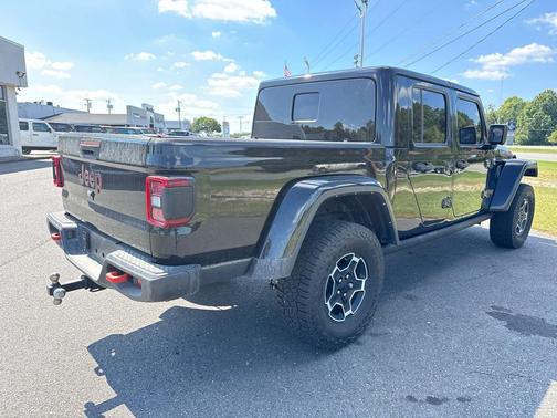Black Clearcoat 2023 Jeep Gladiator Mojave 4x4