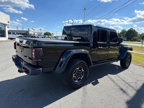Black Clearcoat 2023 Jeep Gladiator Mojave 4x4