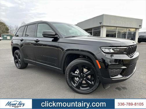 2024 Jeep Grand Cherokee Altitude