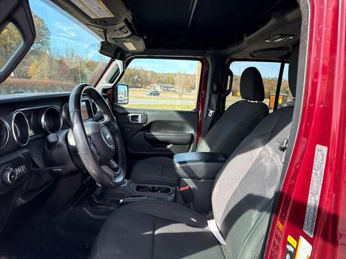 2021 Jeep Wrangler Willys