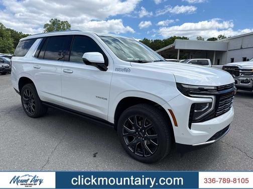 Iridescent Pearl Tricoat 2025 Chevrolet Tahoe High Country