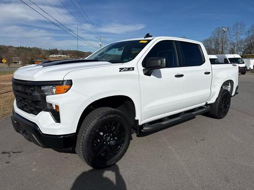 2024 Chevrolet Silverado 1500 Custom Trail Boss