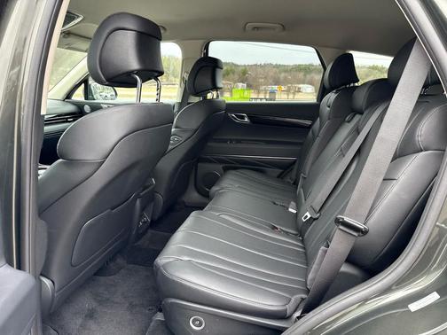 2025 Genesis GV80 2.5T