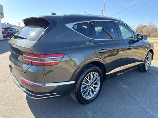 2025 Genesis GV80 2.5T